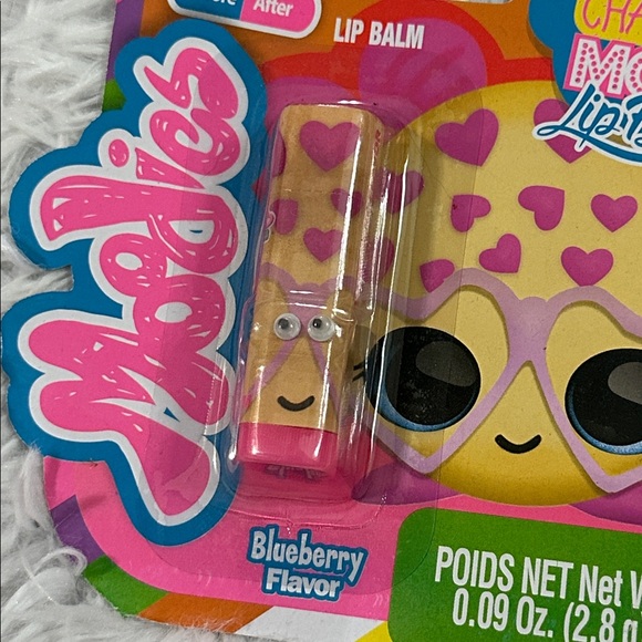 Moodies Color Changing Lip Balm Set Strawberry and Blueberry - Picture 8 of 10